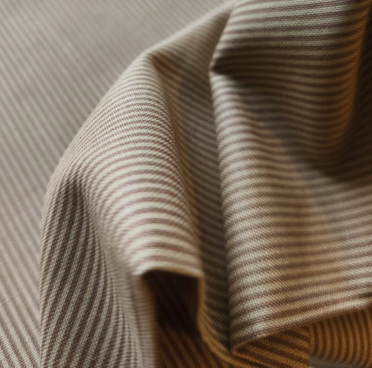 Stof fabrics_righine marroni