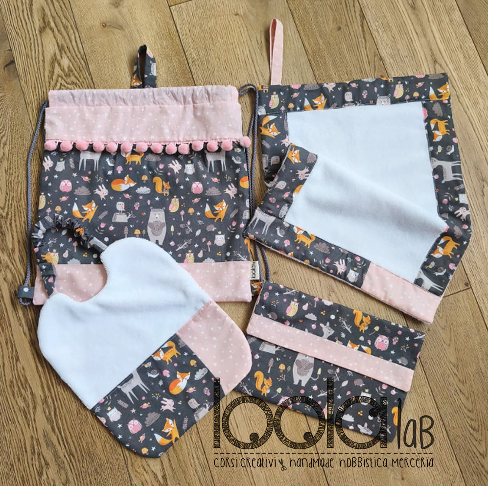 SET PER LA SCUOLA_tessuto animali bosco& pon pon rosa